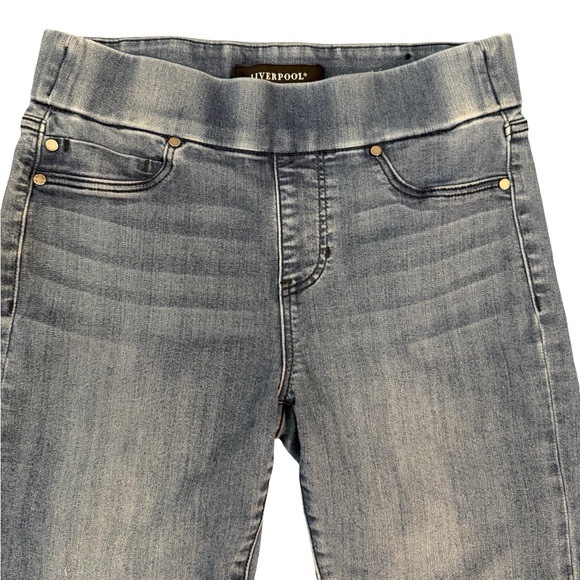 Liverpool Capri Pull-On Skinny Jeans Women’s Size 2/26 Medium Wash Stretch Denim - Picture 4 of 8
